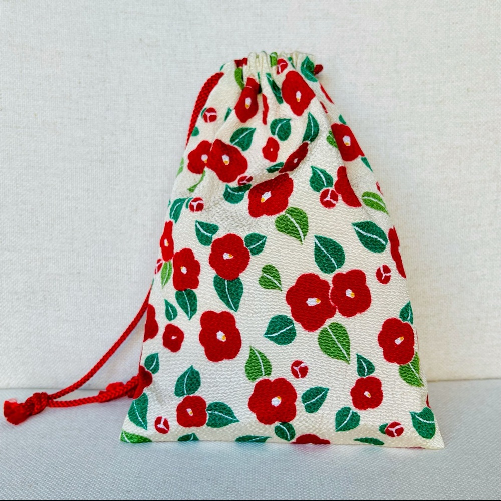 [FINAL BEST PRICE] Drawstring Floral Kimono Cloth Pouch